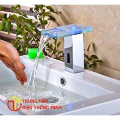 Vòi rửa tay cảm ứng tự động có đèn Led YM107