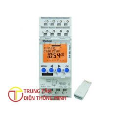 Công tắc hẹn giờ kỹ thuật số cao câp tuần hoàn cho 2 thiết bị Theben TR-611-TOP2